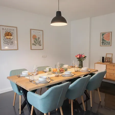 Apartman Stilvolles Naehe & Events In Mit Balkon
